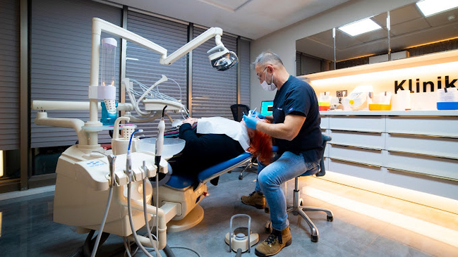 Slider image (7) Ballipinar Dental Centre